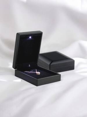 Işıklı Kolye Kutusu - 3